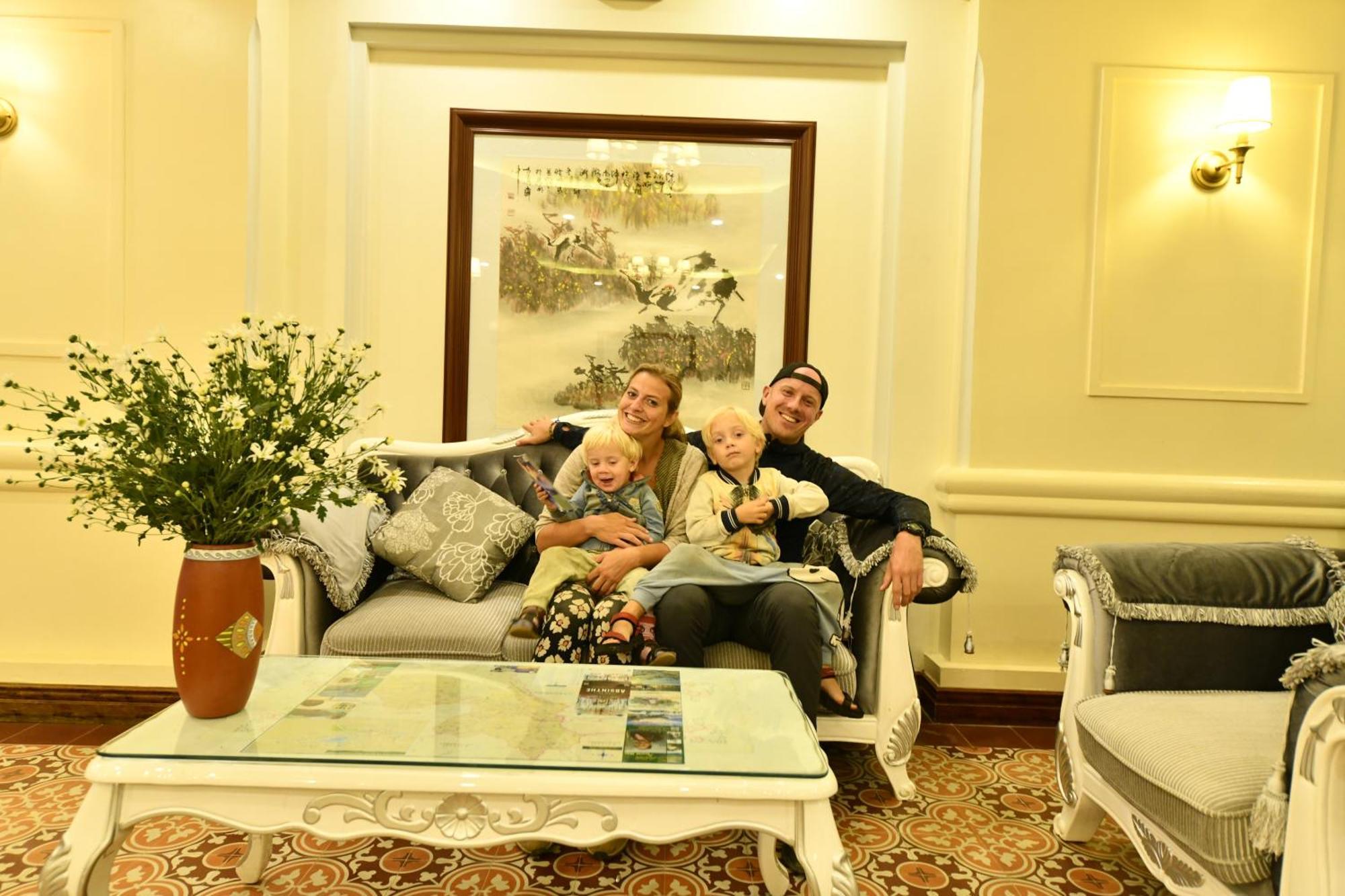 Sapa Symphony Hotel ภายนอก รูปภาพ